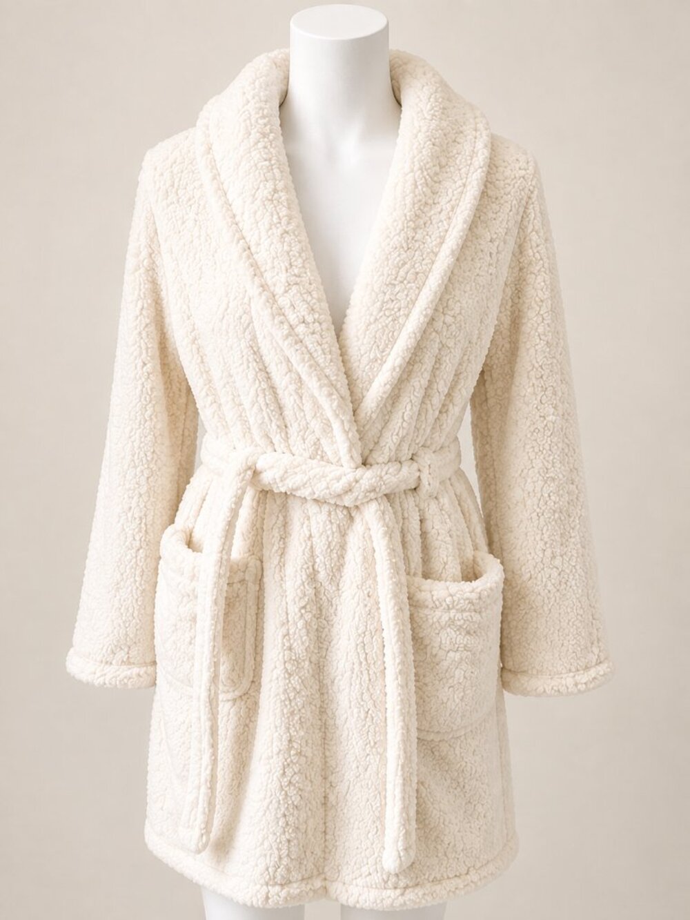 Ulta Beauty Ultra Soft Cream Sherpa Robe Size S/M Pockets Cozy NEW WITH TAGS - Picture 2 of 7